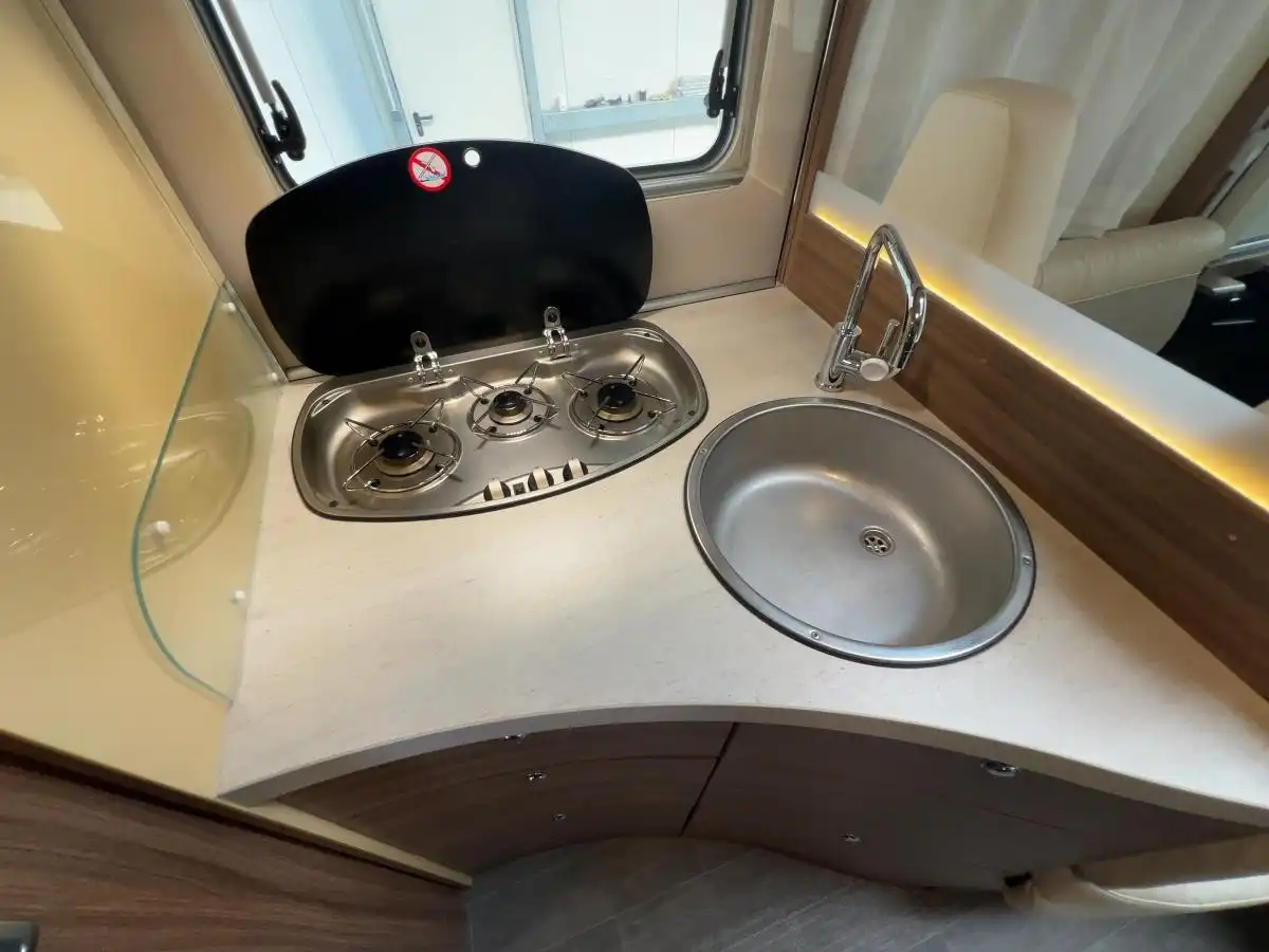 EURAMOBIL Integraline 695 QB - Ansicht 15